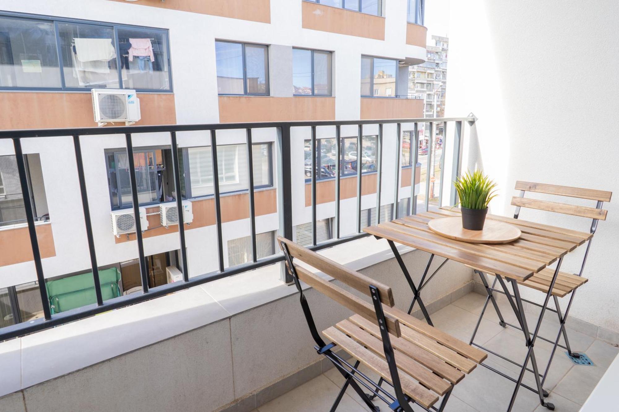 New Modern & Cozy Apartment With Free Parking Varna Extérieur photo