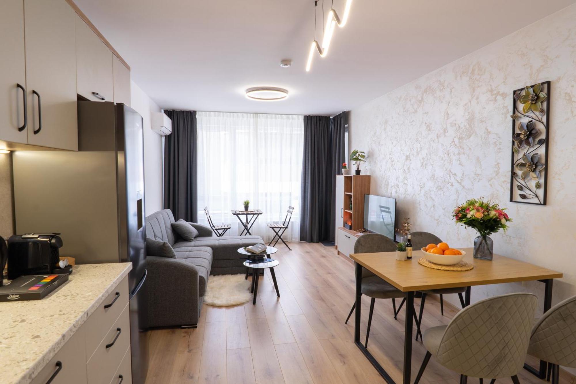 New Modern & Cozy Apartment With Free Parking Varna Extérieur photo